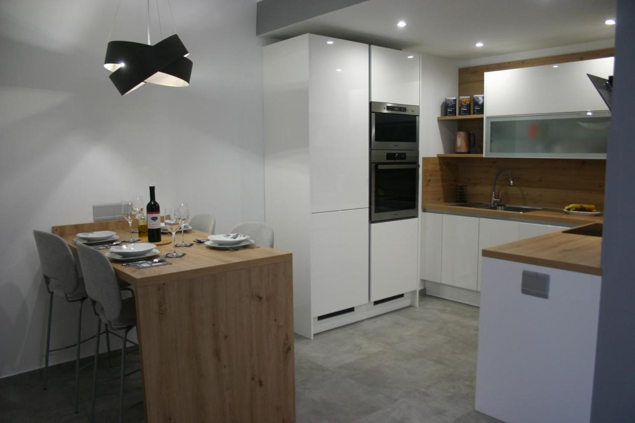 Next Door Apartment Maro & Ivan Njivice Ngoại thất bức ảnh